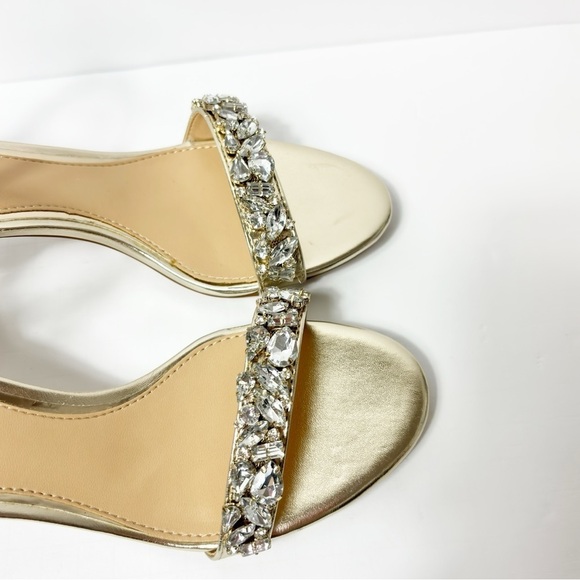 JEWEL BADGLEY MISCHKA WOMEN'S DASH KITTEN HEEL GLDMET SIZE 6 NEW - Picture 8 of 8